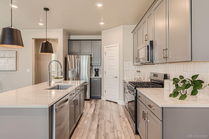 4571 S Kipling Cir, Denver, CO 80123