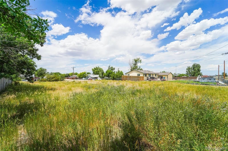N 5th St, Bennett, CO 80102