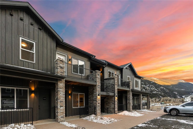 2121 Hummingbird Way #106, Georgetown, CO 80444