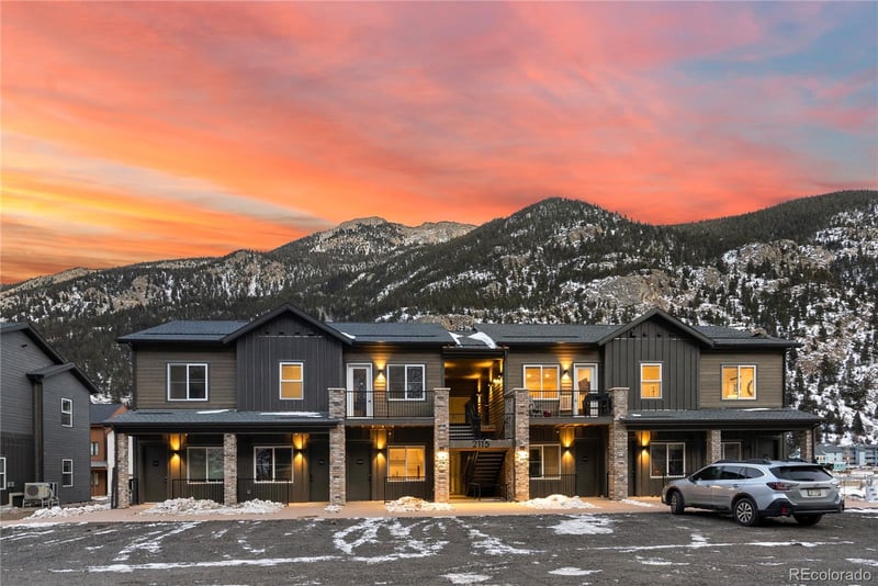2121 Hummingbird Way #106, Georgetown, CO 80444