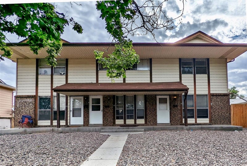 38 Lansing St, Aurora, CO 80010