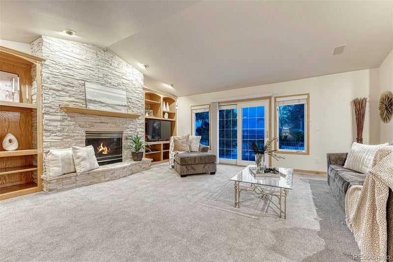 1735 Mesa Rd, Colorado Springs, CO 80904