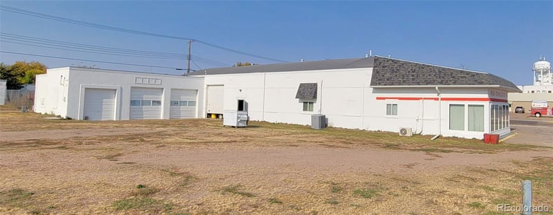 200 1st St, Julesburg, CO 80737