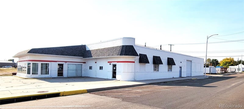 200 1st St, Julesburg, CO 80737