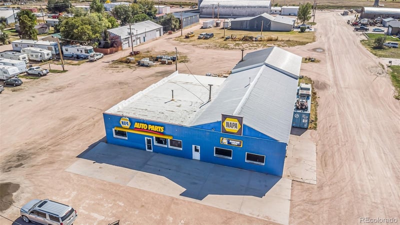 726 1st St, Akron, CO 80720