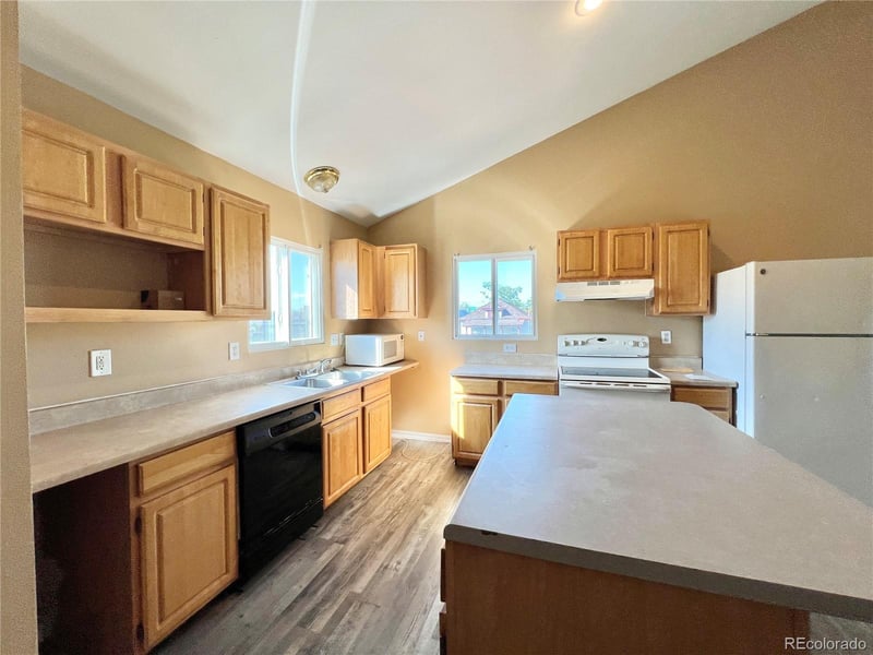 4660 Vine St, Denver, CO 80216