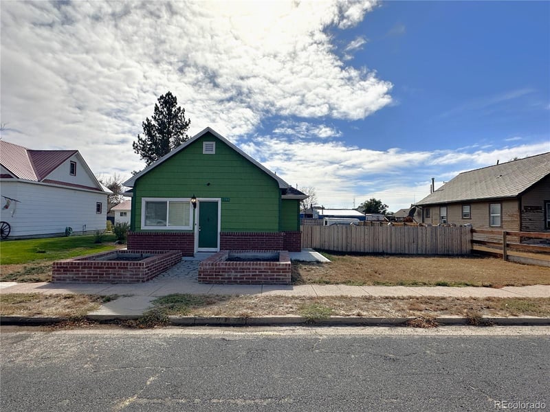 312 6th St, Hugo, CO 80821