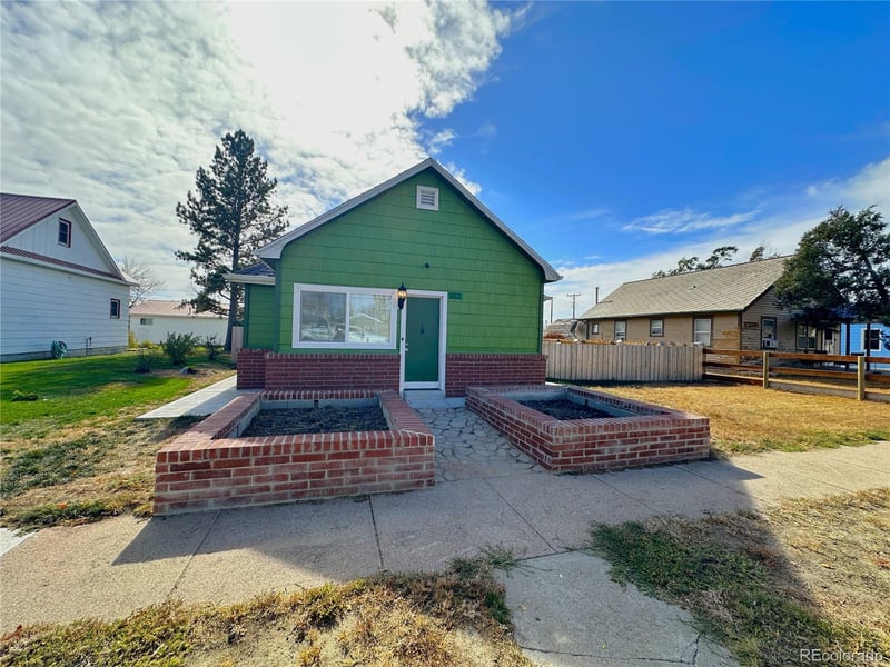 312 6th St, Hugo, CO 80821