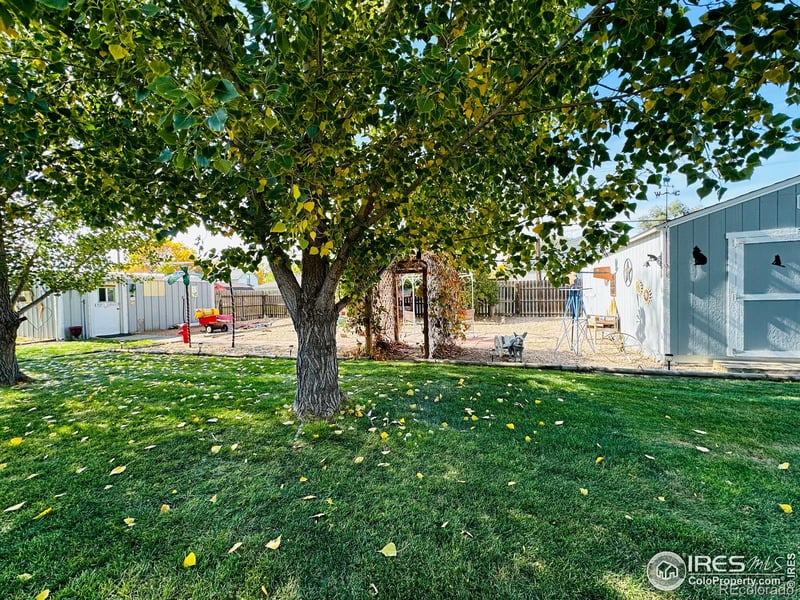 319 5th St, Kersey, CO 80644