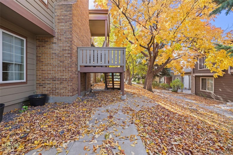 857 Summer Dr, Highlands Ranch, CO 80126
