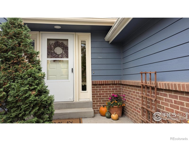 8146 Dry Creek Cir, Niwot, CO 80503