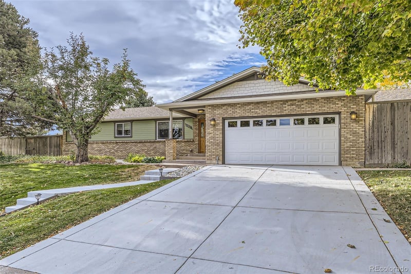 982 Lambert Ln, Northglenn, CO 80234