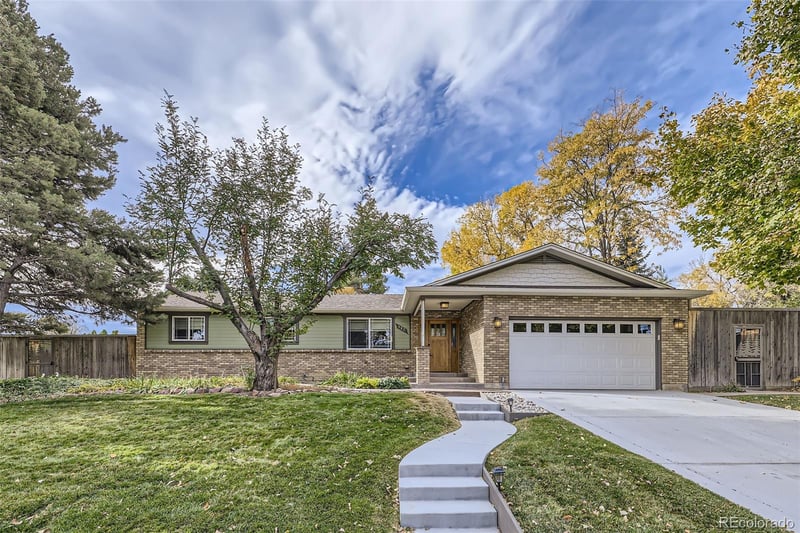 982 Lambert Ln, Northglenn, CO 80234