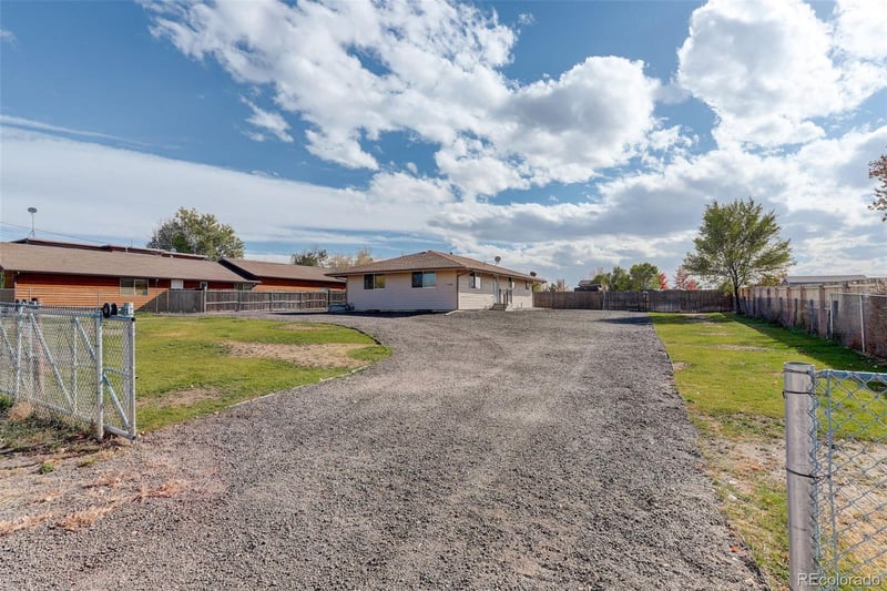 11980 E 124th Ave, Henderson, CO 80640