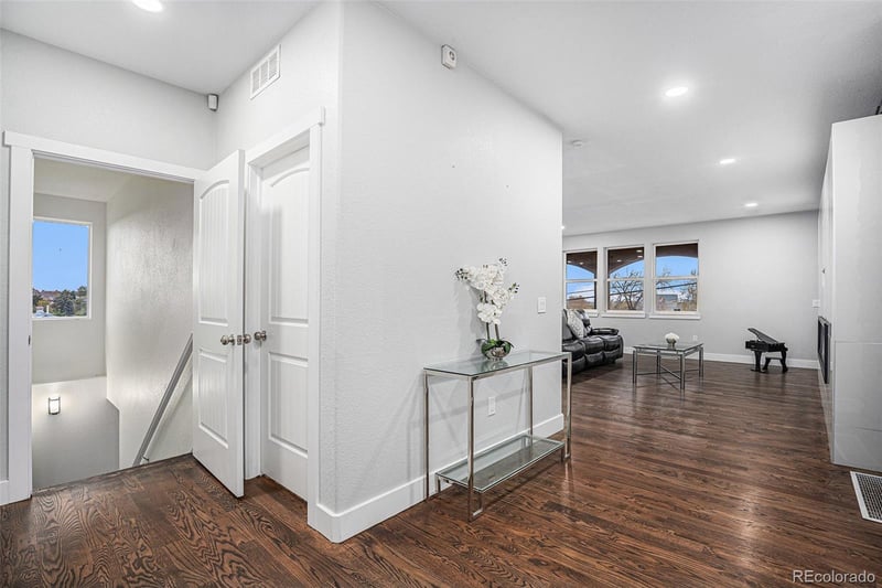 8450 Hope Ct, Denver, CO 80229
