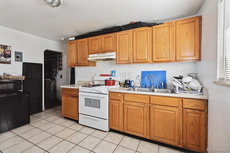 1440 Lima St, Aurora, CO 80010