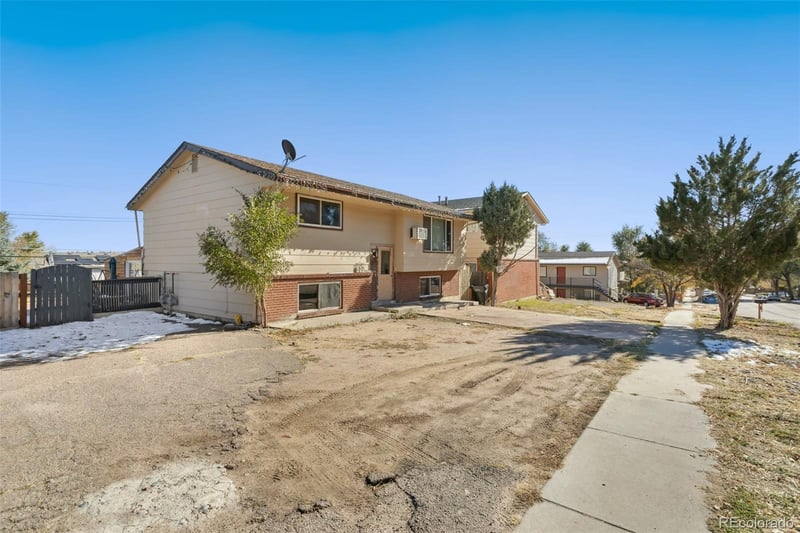 203 University Dr, Colorado Springs, CO 80910