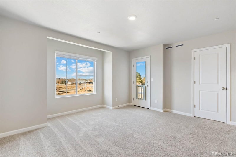 171 Robin Rd, Johnstown, CO 80534