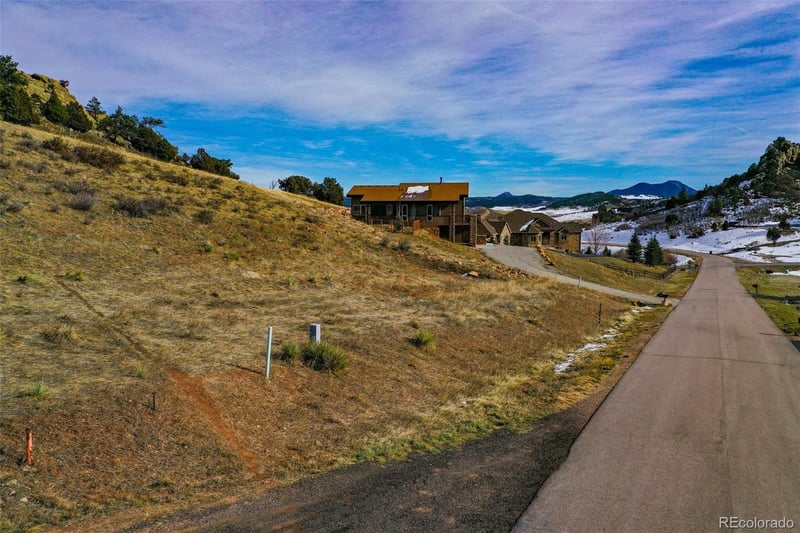 5741 Country Club Dr, Larkspur, CO 80118