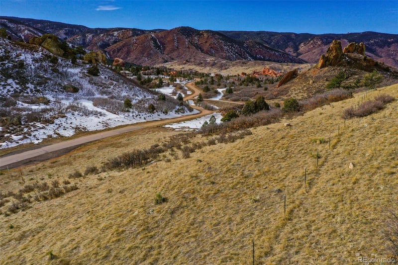 5741 Country Club Dr, Larkspur, CO 80118