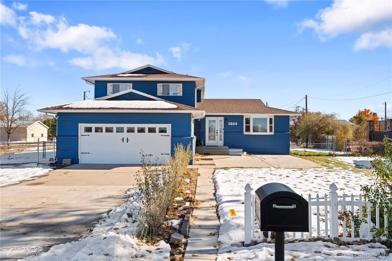 1564 27th Ln, Pueblo, CO 81006