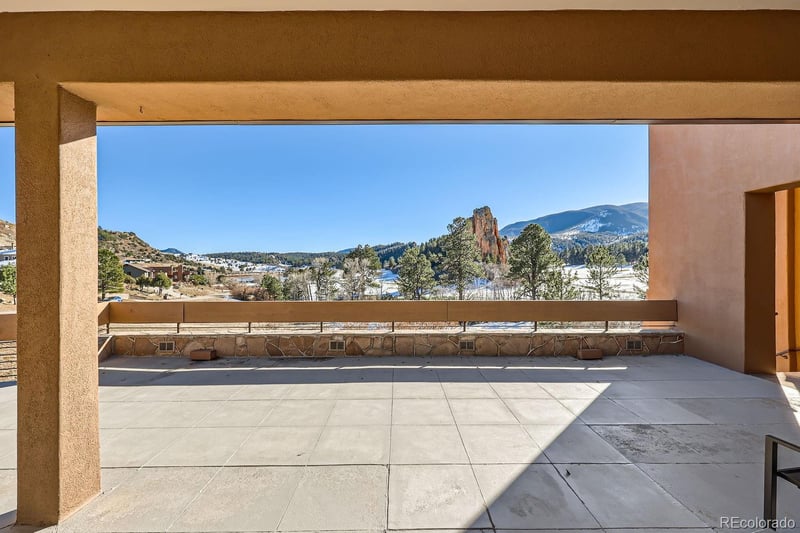 6697 Wauconda Dr, Larkspur, CO 80118