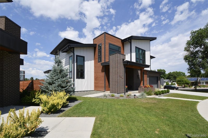 4224 E Dickenson Pl, Denver, CO 80222
