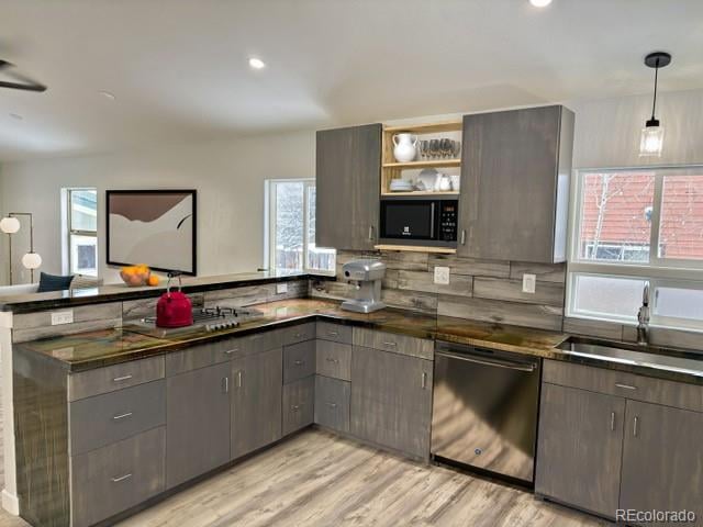 26259 Kingsbury Rd, Kittredge, CO 80457