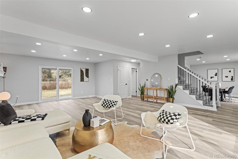 8145 W 22nd Ave, Lakewood, CO 80214