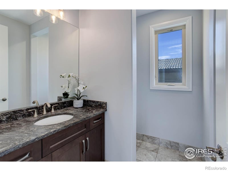 9383 Vista Hill Ln E, Lone Tree, CO 80124