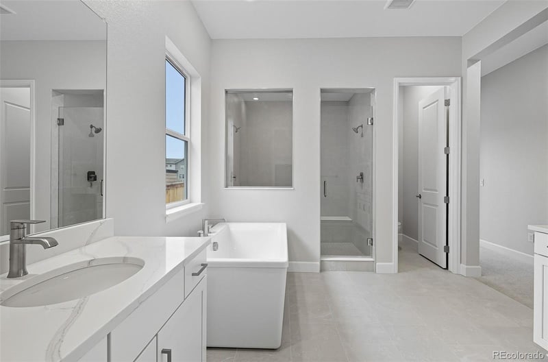 16655 93rd Pl, Arvada, CO 80007