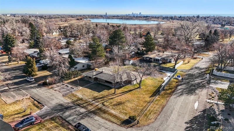 32 Hillside Dr, Wheat Ridge, CO 80215