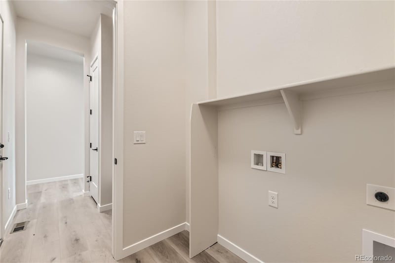 2700 E 102nd Pl, Denver, CO 80229