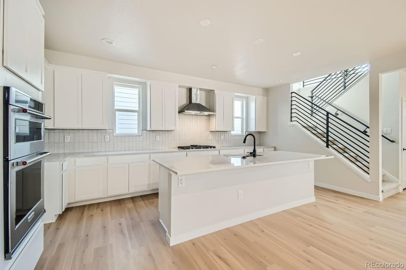 2681 E 102nd Pl, Denver, CO 80229