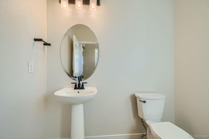 2681 E 102nd Pl, Denver, CO 80229