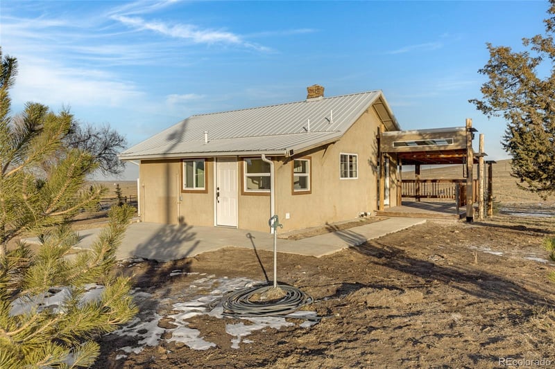 18620 Oil Well Rd, Ramah, CO 80832