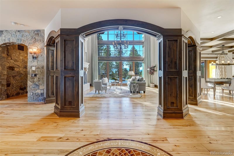 4602 High Forest Rd, Colorado Springs, CO 80908