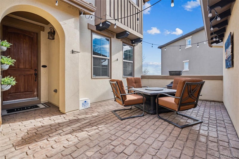 2388 S Loveland Way, Lakewood, CO 80228