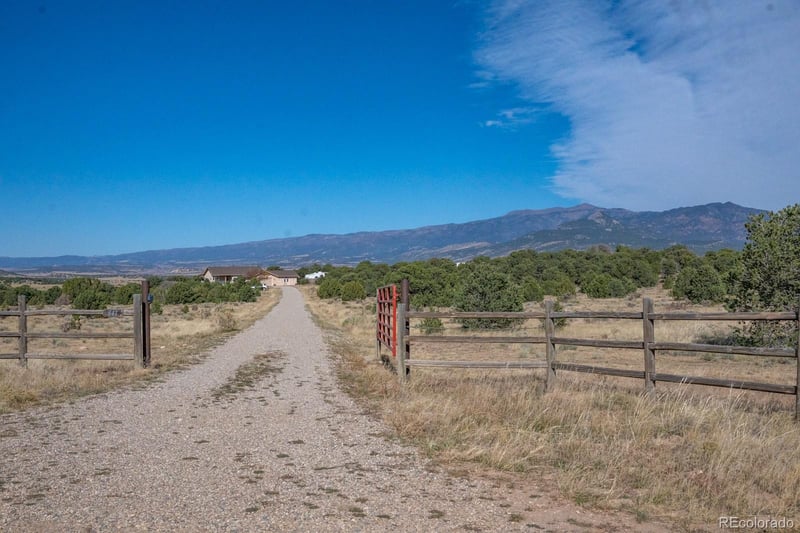 841 County Road 530, Walsenburg, CO 81089