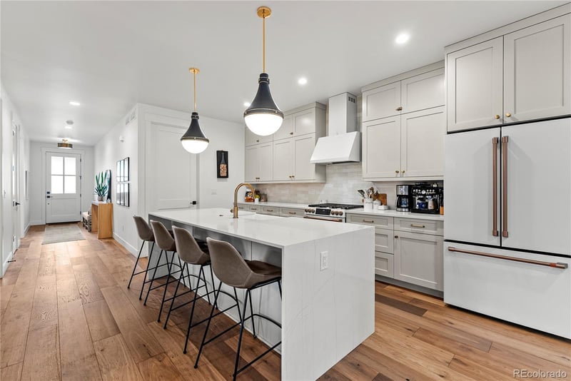 3260 S Corona St, Englewood, CO 80113