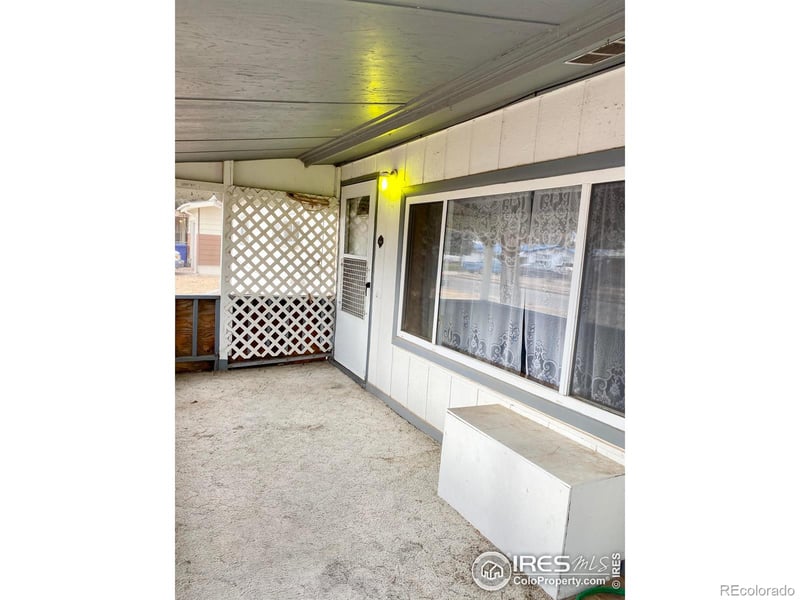 128 Spruce St, Log Lane Village, CO 80705