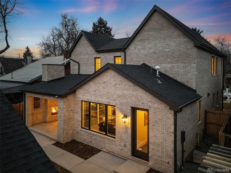 2255 N Holly St, Denver, CO 80207