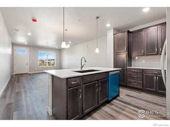 410 High Point Dr #103, Longmont, CO 80504