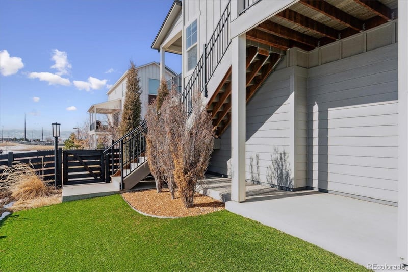 9085 Delacorte St, Littleton, CO 80129
