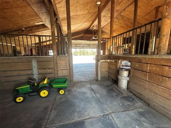 11040 Stallion Dr, Parker, CO 80138