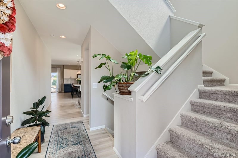 15983 E Warner Dr, Denver, CO 80239