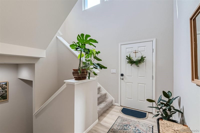 15983 E Warner Dr, Denver, CO 80239