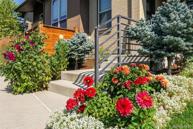 48 Newport St, Denver, CO 80230