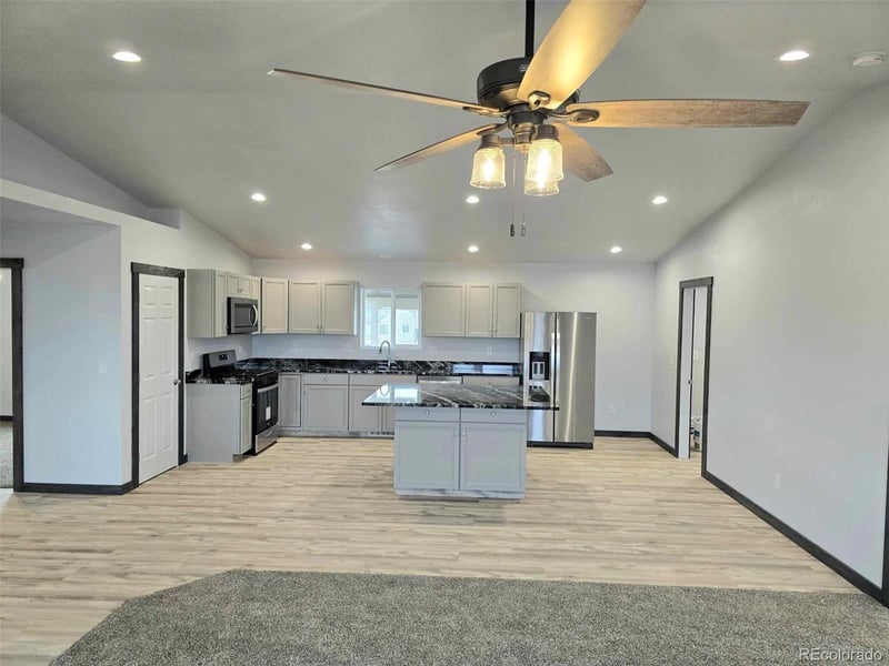 121 Quincy, Florence, CO 81226