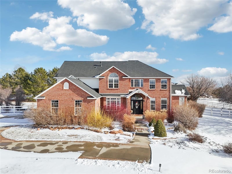 221 Mulligan Lake Dr, Mead, CO 80542